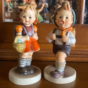 COPY   🧡TM5 Hummel ‘School Girl’ #81 2/0 and ‘School Boy’ #82 2/0